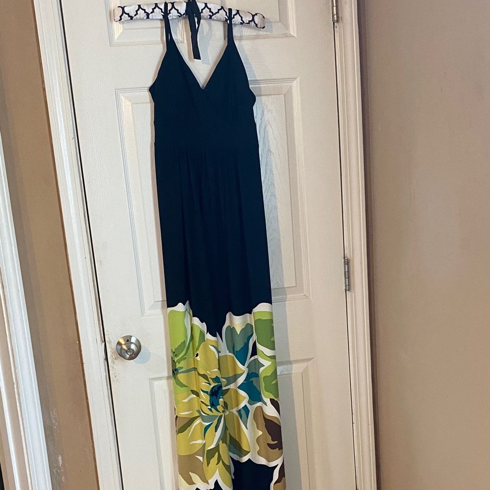 New Directions Black Dress - Sleek Solid Fit